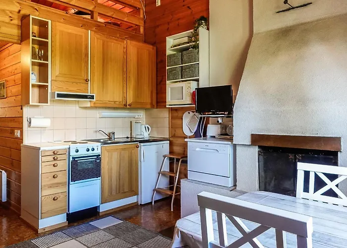 Lupposyoete B1 By Interhome